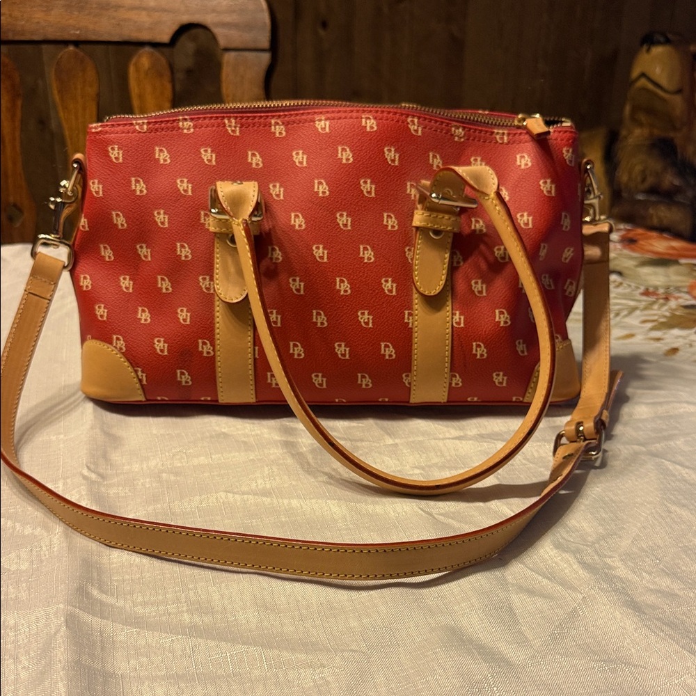 Dooney & Burke satchel hand bag